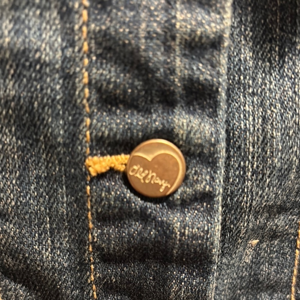 Old Navy Blue Jean Jacket Classic Style size 3t - Picture 3 of 4